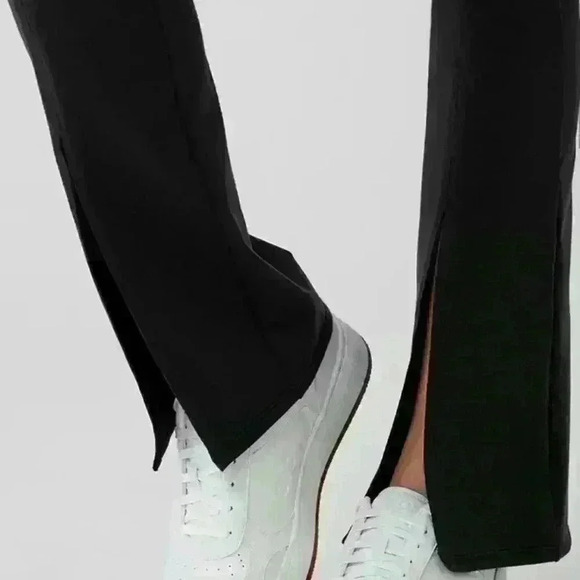 Alo Yoga High Waist Flutter Legging Black - Picture 2 of 11